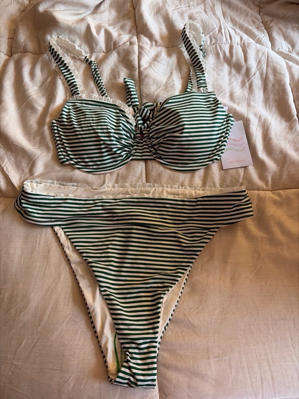 Dippin' Daisy's Cream Bikini Top & Tag